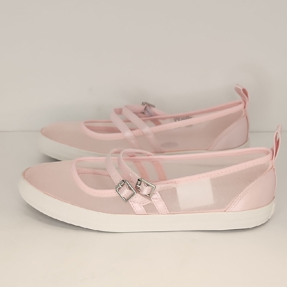 Converse Pink Women's Flats with Buckle Straps - Picture 3 of 10